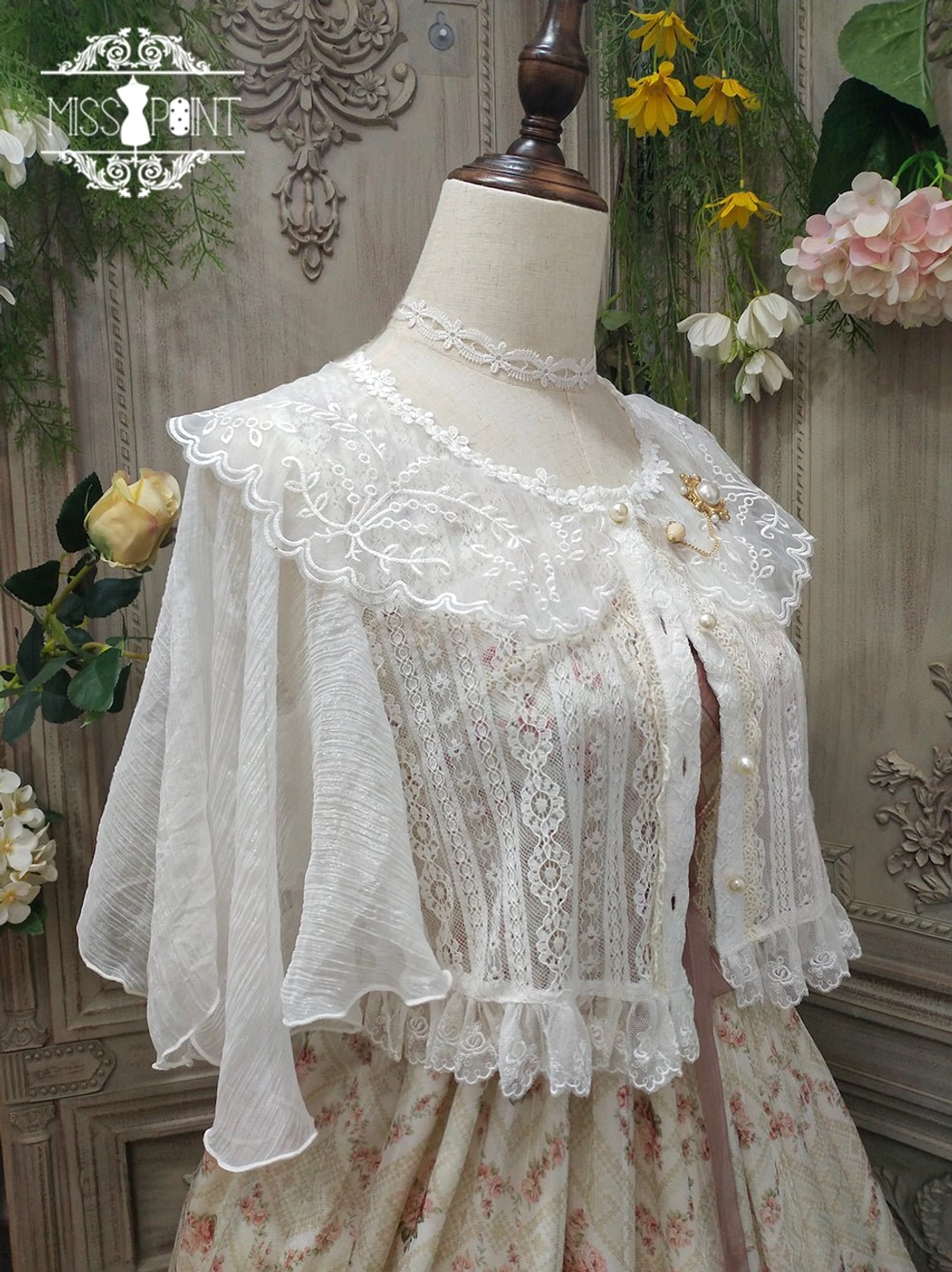 white short sleeve lolita blouse with embroidered collar and hollowed-out front design