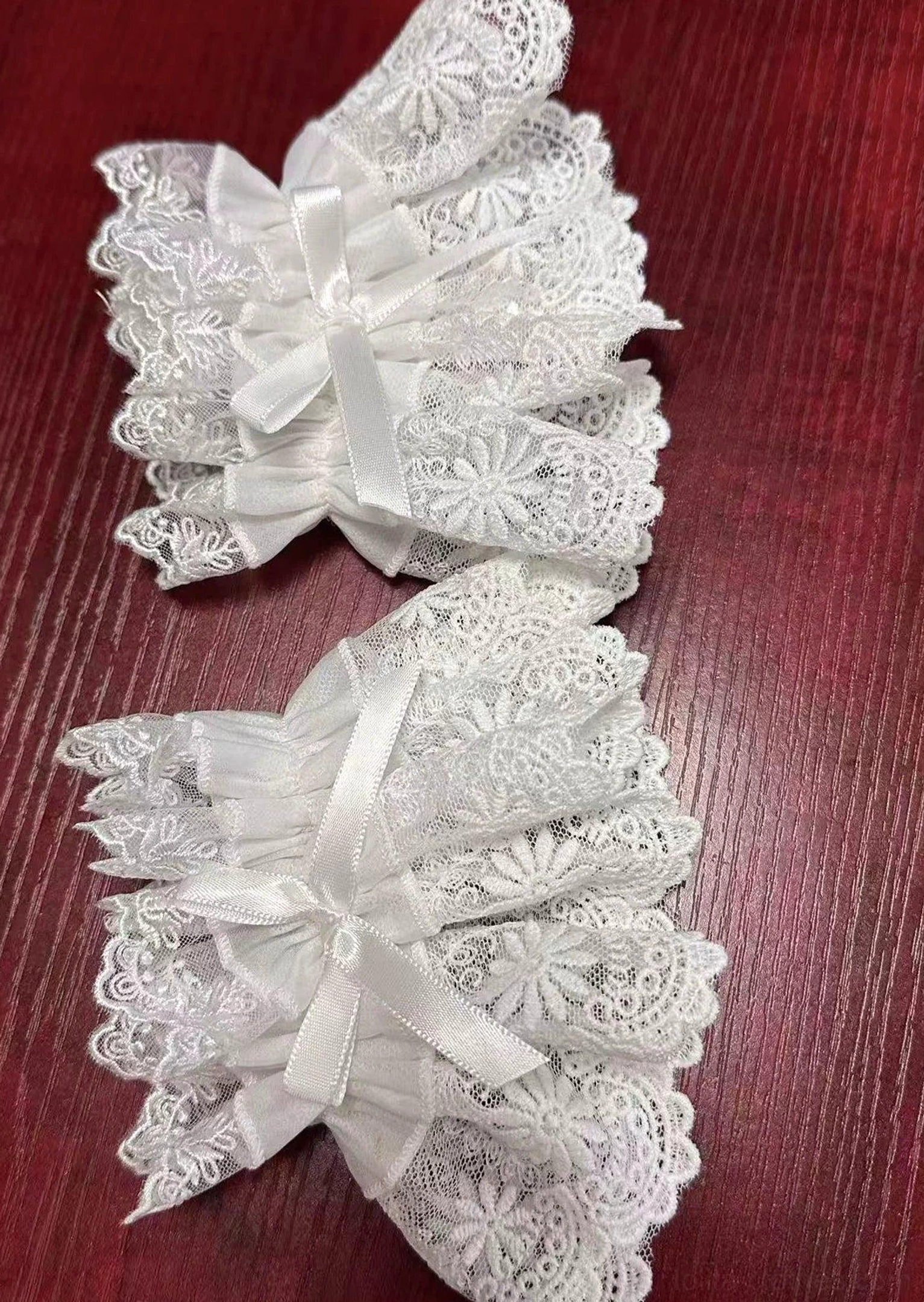White sweet lolita lace cuffs pair ruffled wrist accessory coordinating jacquard JSK dress complement matching lolita fashion