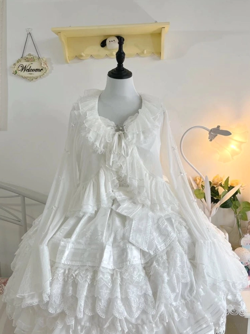 White tulle lolita bolero cardigan styled for anime convention and lolita community event wear, demonstrating authentic fashion representation