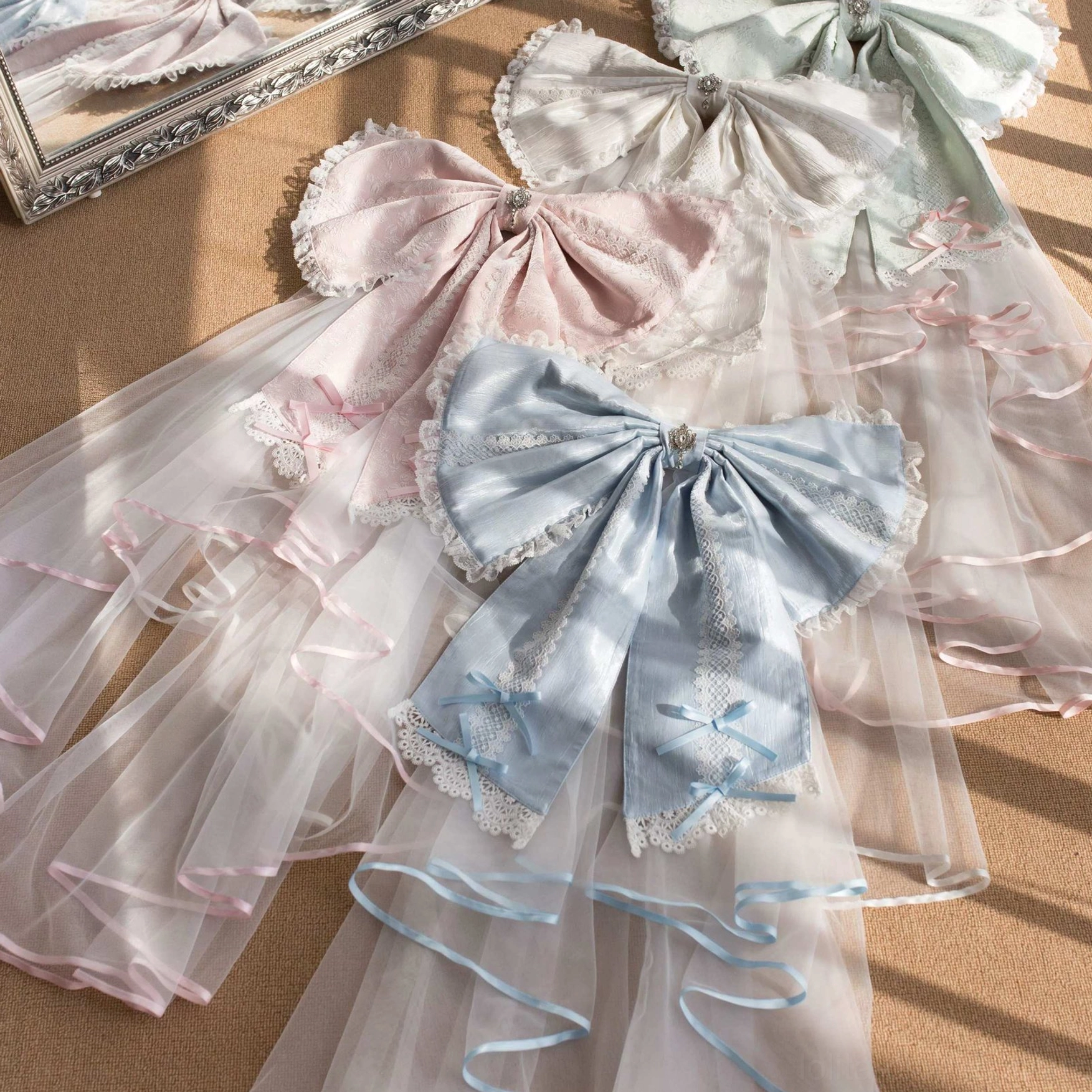 Wishing Star Sweet Lolita Accessories Collection - all four component pieces displayed together bonnet trailing clip comb harmonious set
