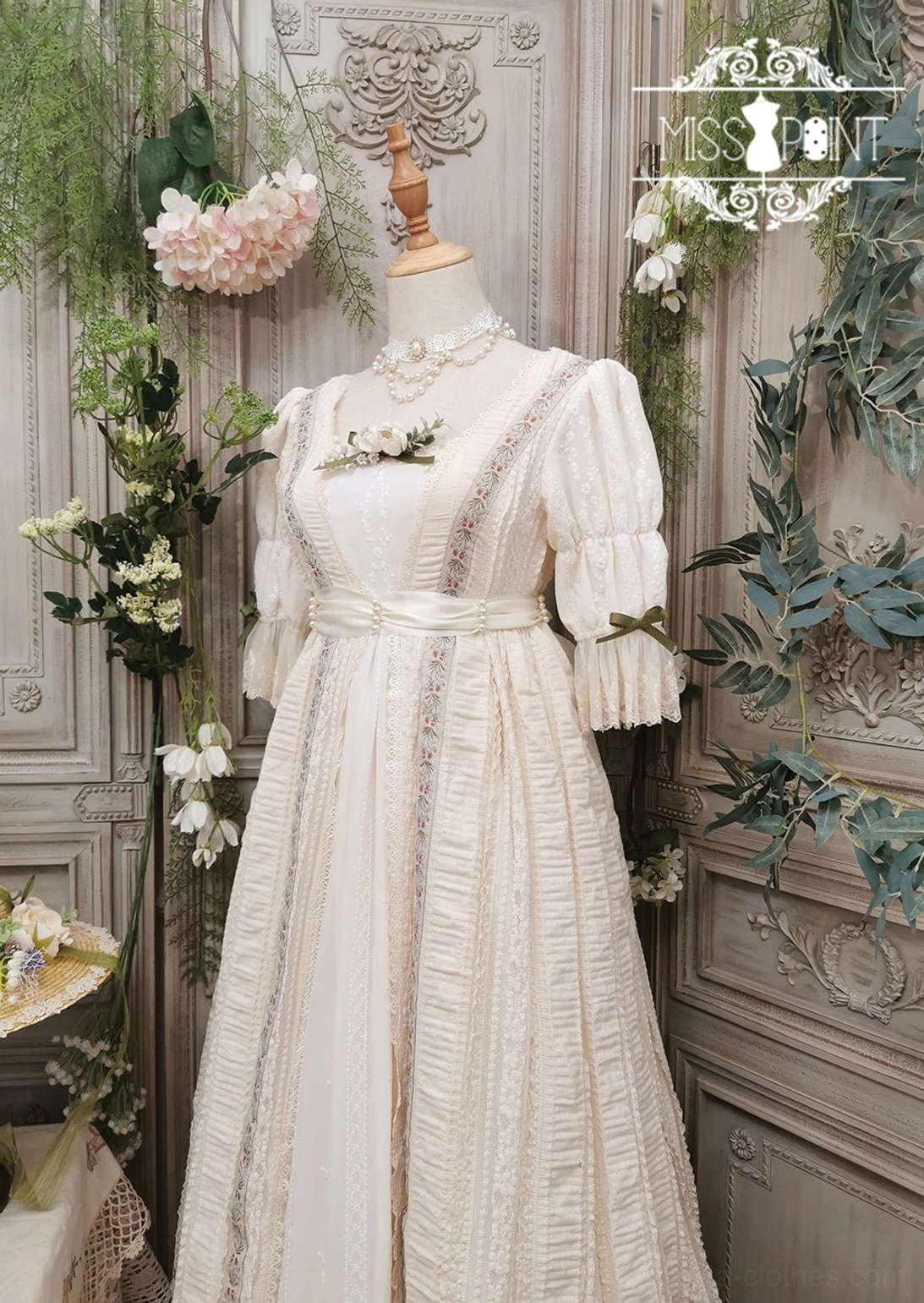 Woven ribbon belt featuring pearl decoration and intricate floral weaving for coordinating with sallys garden lolita collection